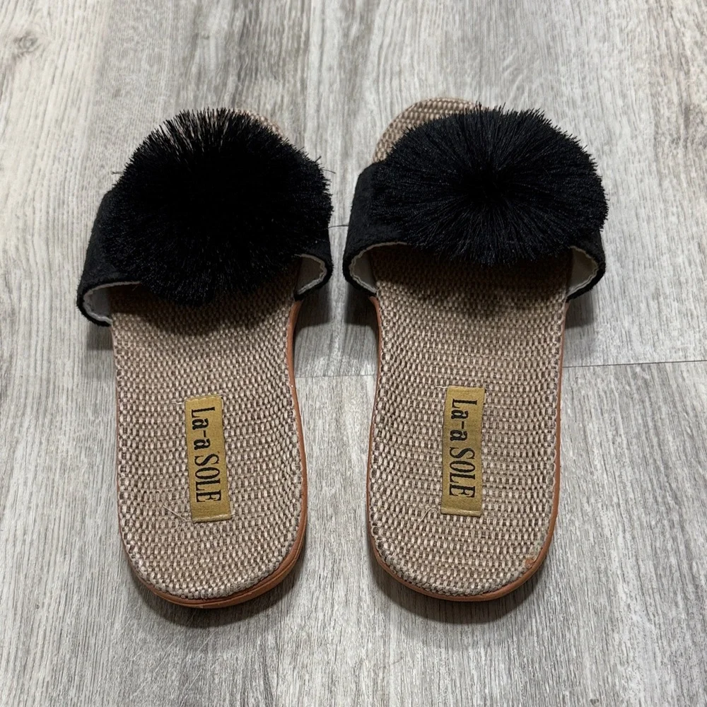 Black Pom-Pom Sandals - Picture 2 of 4